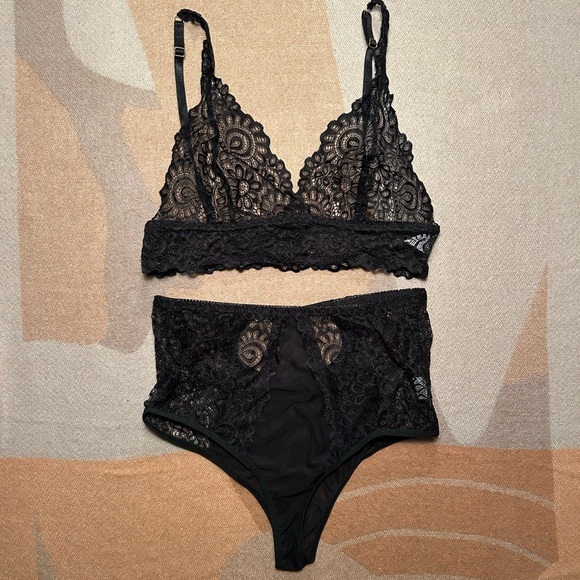 Other - Black lace lingerie set, S